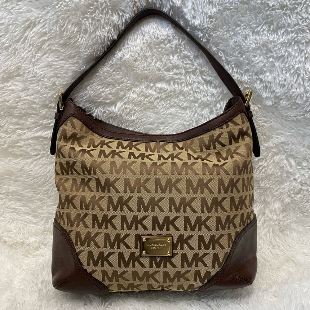 Mk Michael Kors Millbrook Mk Signature Jacquard L… - image 3